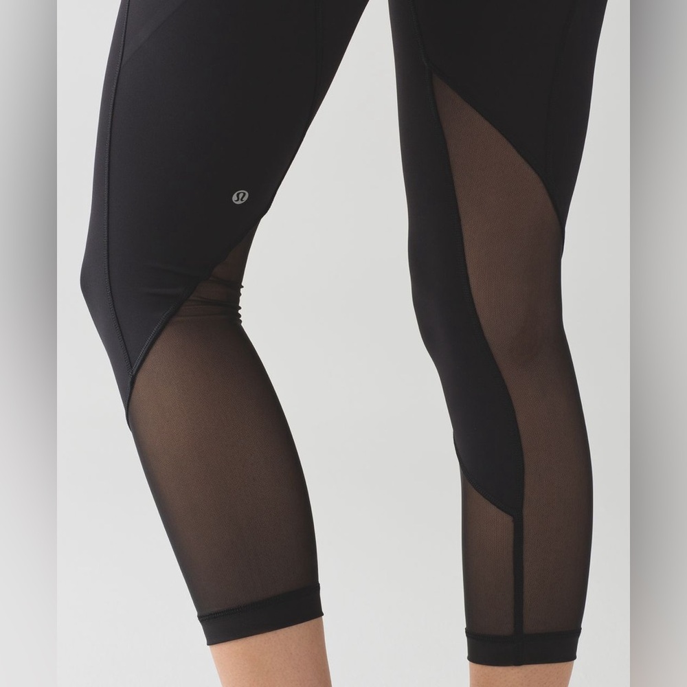 Lululemon Women’s Black Mesh Pace Rival Crop (Marathon) Legging Size 6